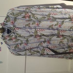 Tommy Bahama Mens long sleeved shirt bluish green hues, excellent conditioned.